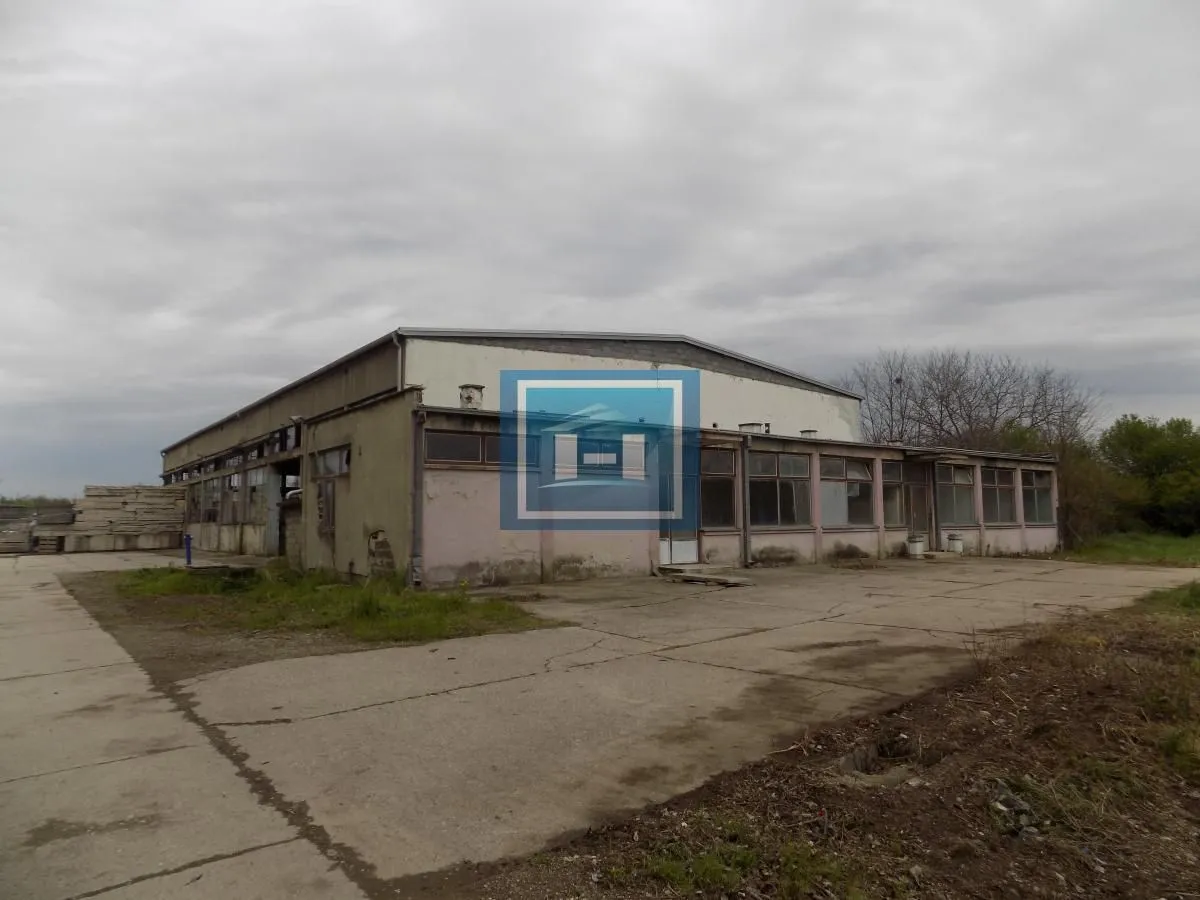 Sale, office space, 1180m², Žabare, Paraćin