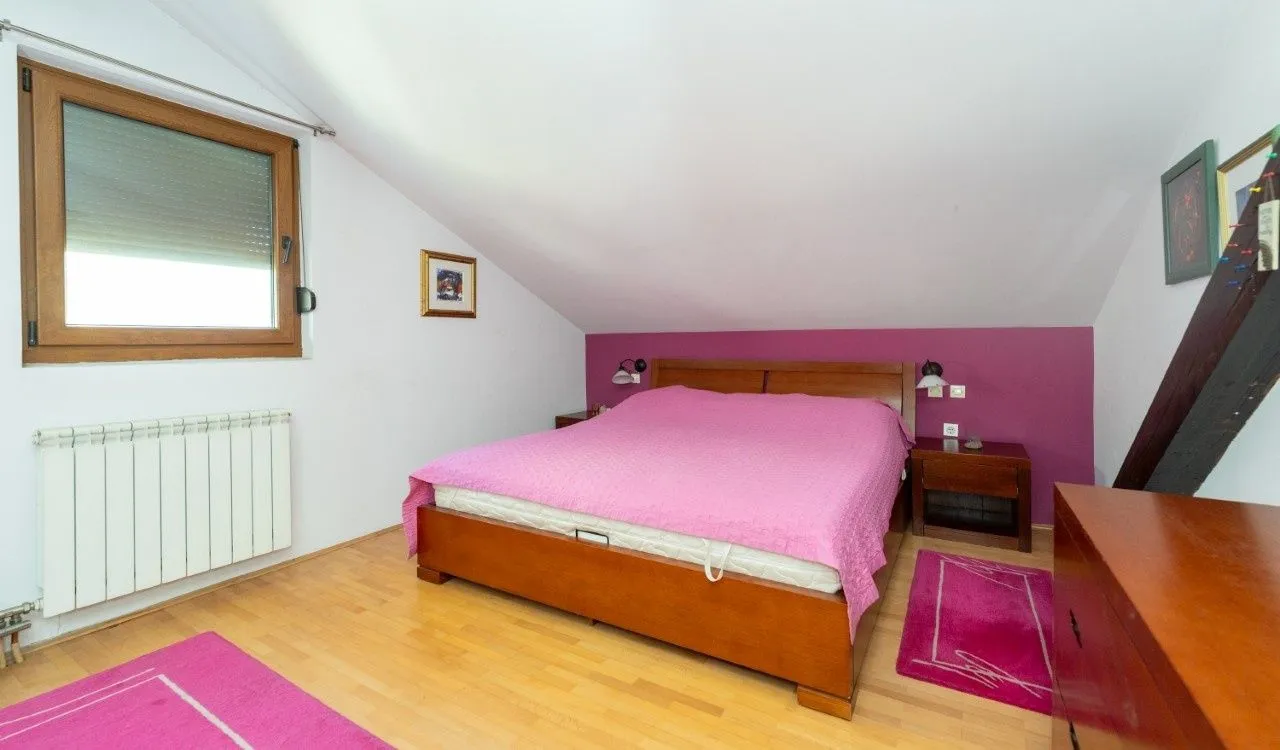 Rent, three bedroom apartment, 108m², Autobuska stanica, Podgorica