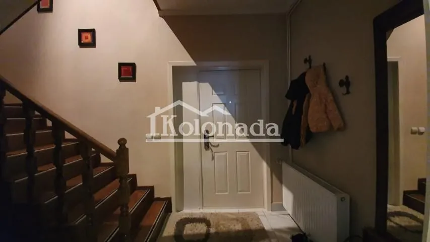 Sale, house, 230m², Sopot, Beograd