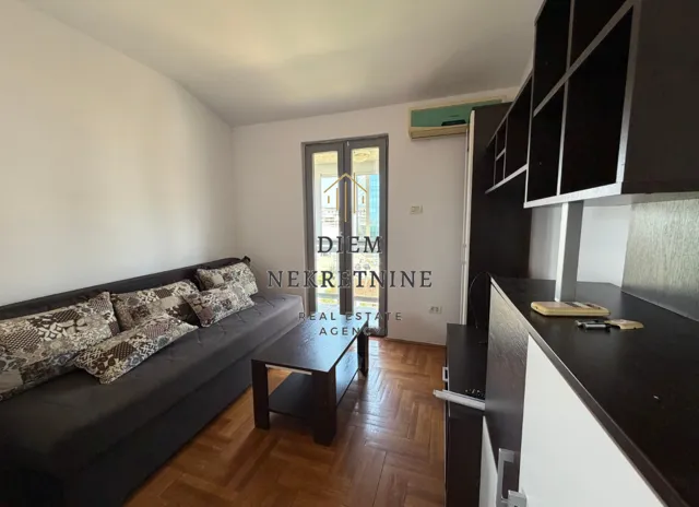 Rent, one bedroom apartment, 38m², 1 maj, Podgorica