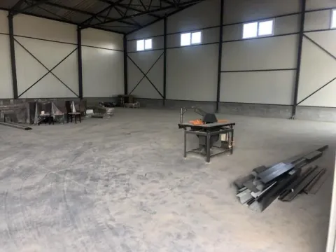 Izdavanje, poslovni prostor, 870m², Zemun Ugrinovci, Zemun Sve Podlokacije - image 4