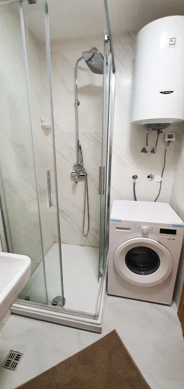 Izdavanje, jednosoban stan, 45m², Zabjelo, Podgorica