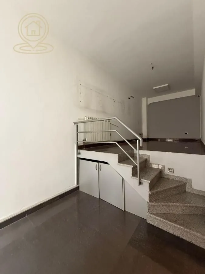 Rent, office space, 145m², Južni Bulevar, Vračar Sve Podlokacije