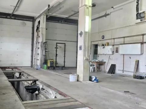 Izdavanje, poslovni prostor, 170m², Veternička rampa, Novi Sad Sve Podlokacije - image 6