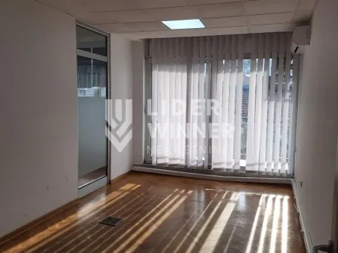 Izdavanje, poslovni prostor, 205m², Stari Grad, Beograd - image 4
