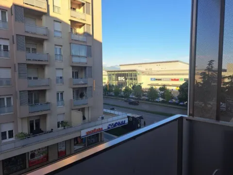 Izdavanje, dvosoban stan, 72m², City Kvart, Podgorica - image 6