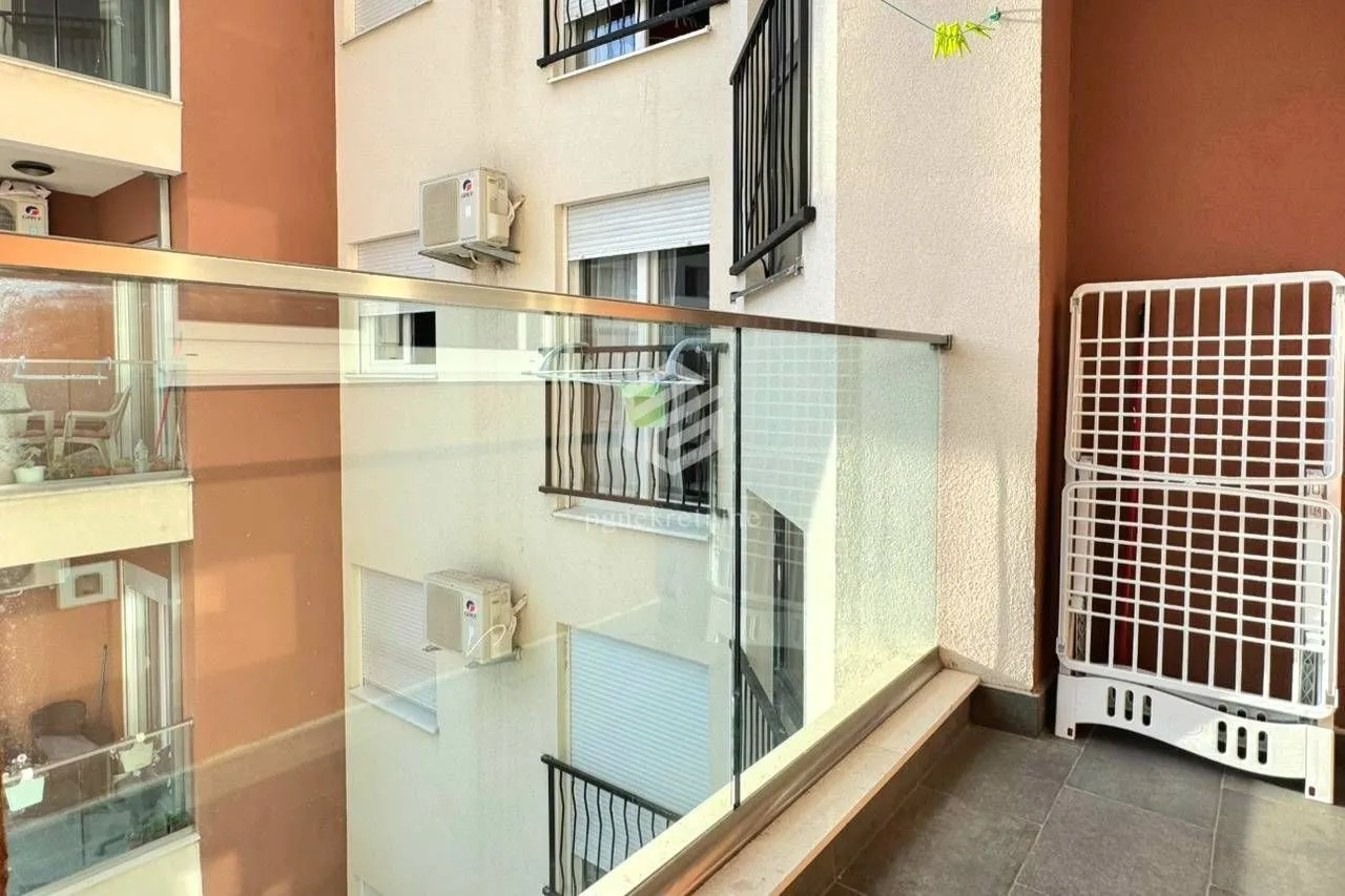 Rent, one bedroom apartment, 42m², Stari Aerodrom, Podgorica