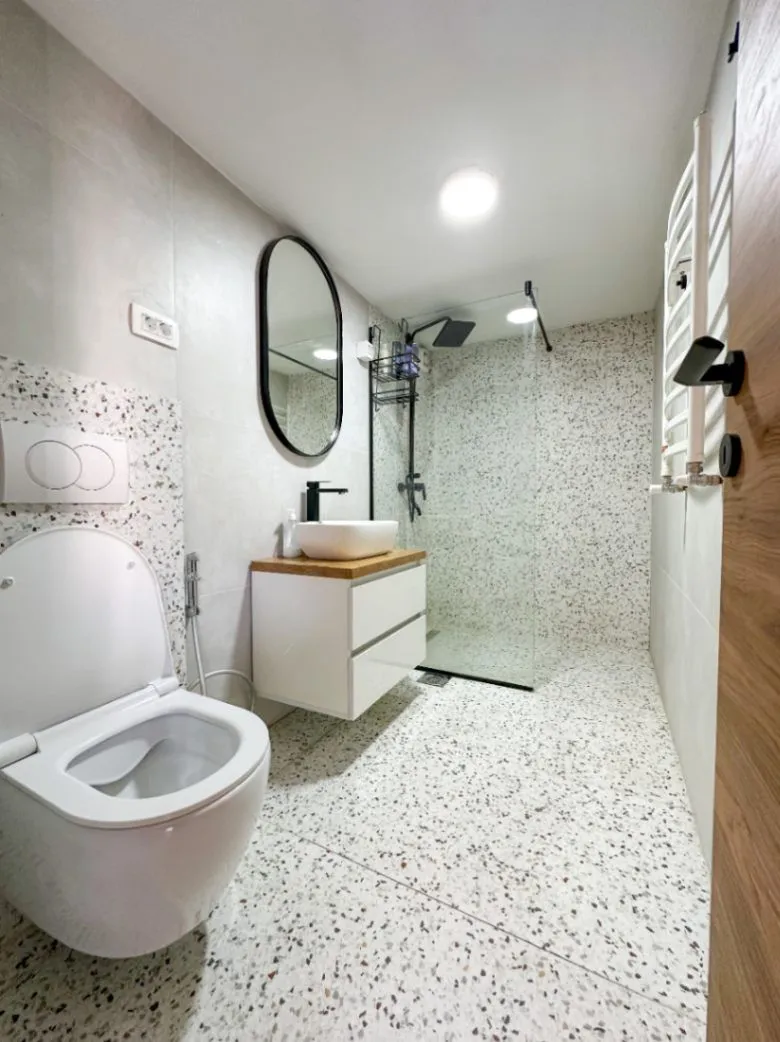 Izdavanje, kuća, 285m², Gorica C, Podgorica