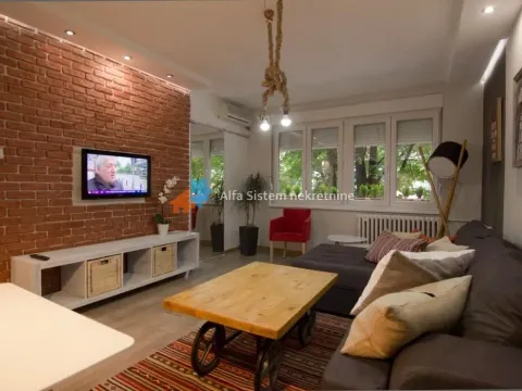 Rent, two bedroom apartment, 40m², Vračar Hram, Vračar Sve Podlokacije