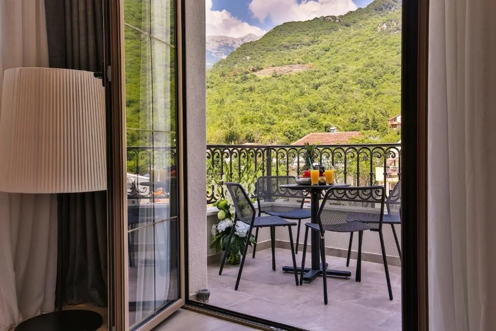 Prodaja, ugostiteljski objekat, 845m², Prijevor, Budva