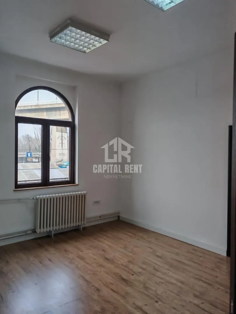 Rent, office space, 26m², Senjak, Beograd