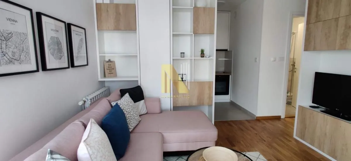 Izdavanje, jednosoban stan, 37m², Adamovićevo Naselje, Novi Sad Sve Podlokacije
