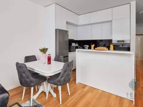 Prodaja, dvosoban stan, 74m², Dobrota, Kotor - image 4