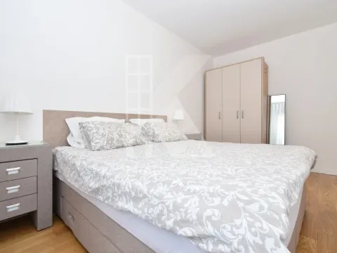 Izdavanje, jednosoban stan, 39m², Central Point, Podgorica - image 7