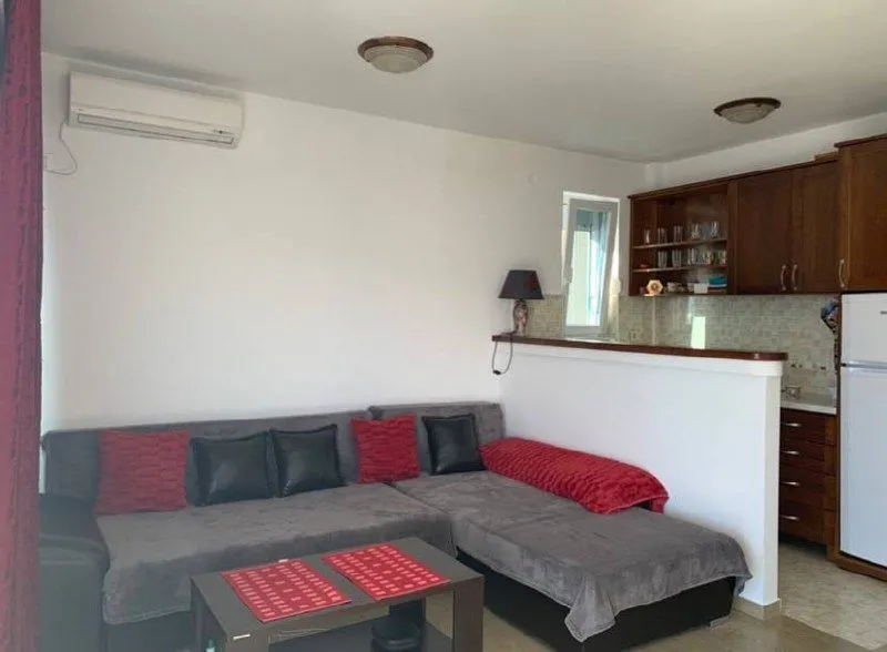 Prodaja, jednosoban stan, 64m², Komoševina, Budva