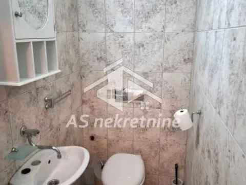 Rent, four bedroom apartment, 105m², Vračar Sve Podlokacije, Beograd - image 23