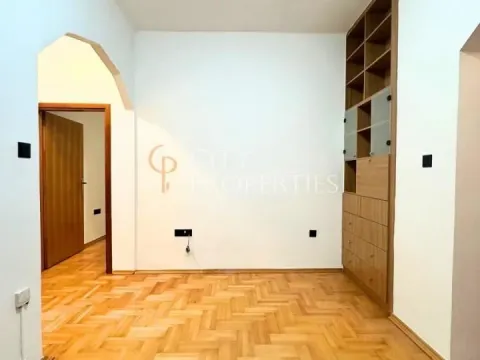 Rent, office space, 60m², Centar, Podgorica - image 9