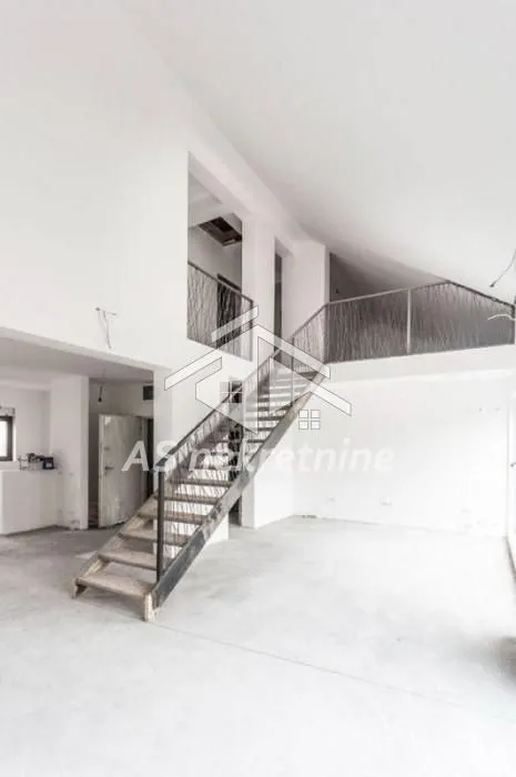 Prodaja, stan, 170m², Palata Pravde, Beograd