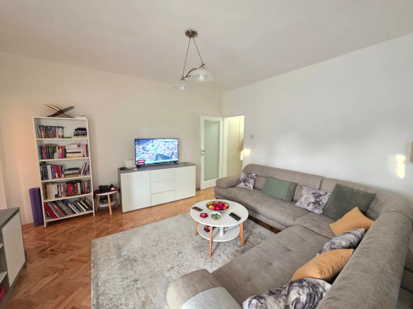 Prodaja, jednosoban stan, 52m², Stari Aerodrom, Podgorica