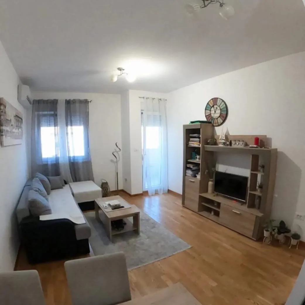 Rent, one bedroom apartment, 43m², City Kej, Podgorica