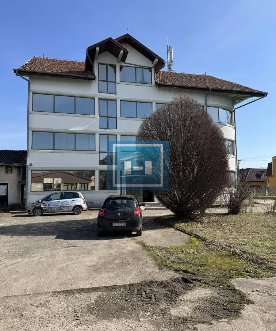 Rent, office space, 1320m², Supska, Ćuprija