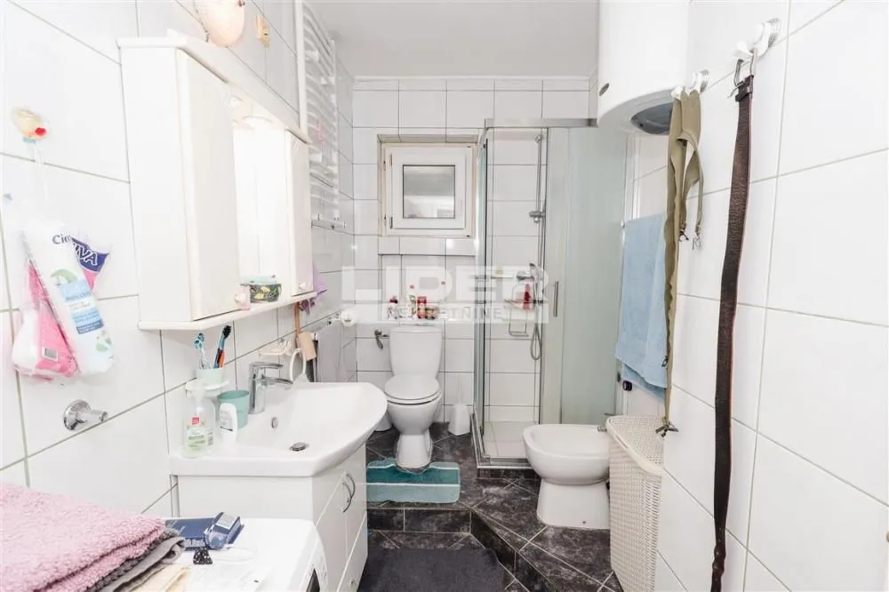 Sale, four bedroom apartment, 99m², Botanička Bašta, Palilula Sve Podlokacije