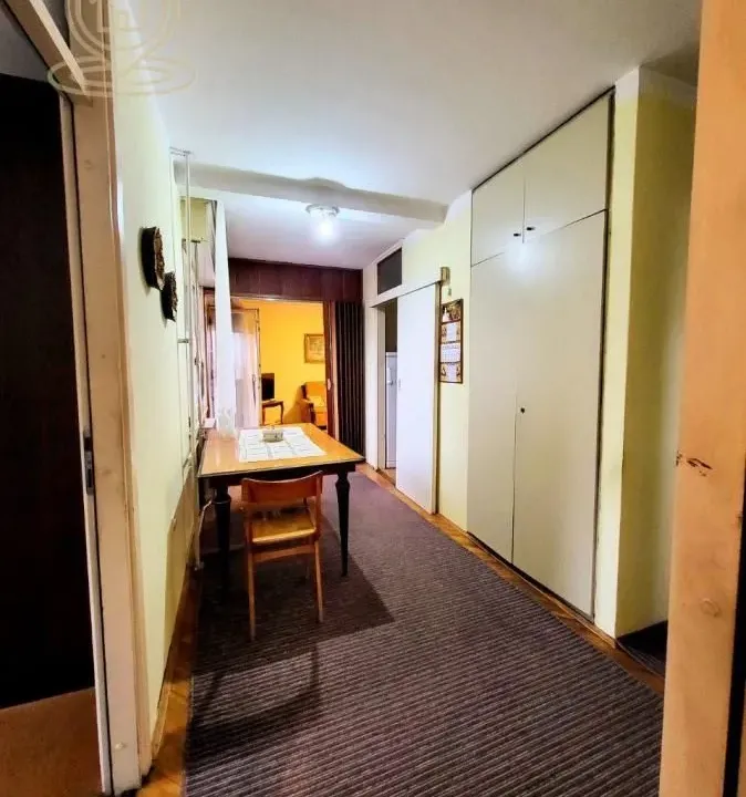 Prodaja, trosoban stan, 89m², Medijana, Niš