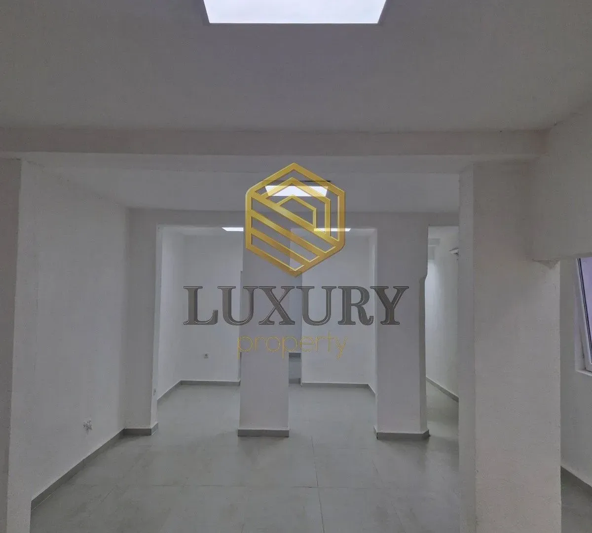 Rent, office space, 90m², Masline, Podgorica