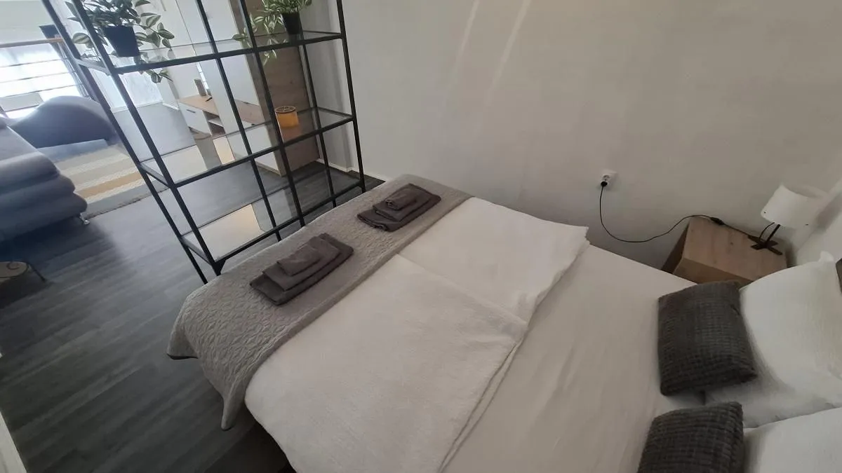 Prodaja, dvosoban stan, 50m², Rotkvarija, Novi Sad Sve Podlokacije