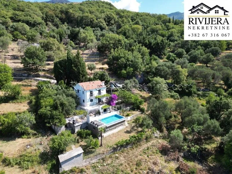 Prodaja, kuća, 144m², Sušćepan, Herceg Novi