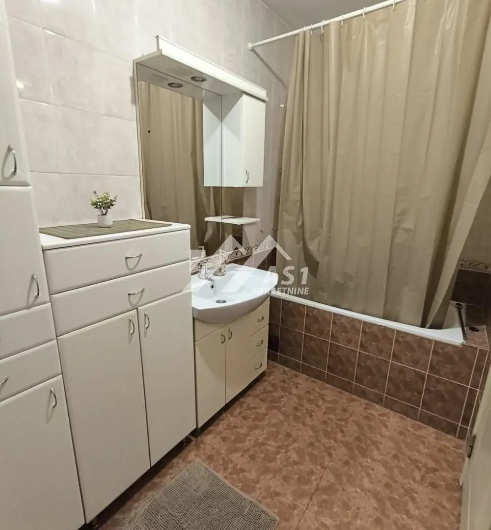 Rent, two bedroom apartment, 63m², Detelinara, Novi Sad Sve Podlokacije