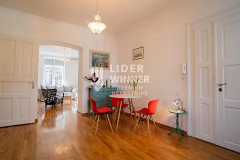 Izdavanje, četvorosoban stan, 130m², Stari Grad, Beograd - image 2