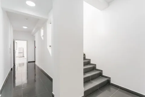Prodaja, trosoban stan, 132m², Budva, Crna Gora - image 6