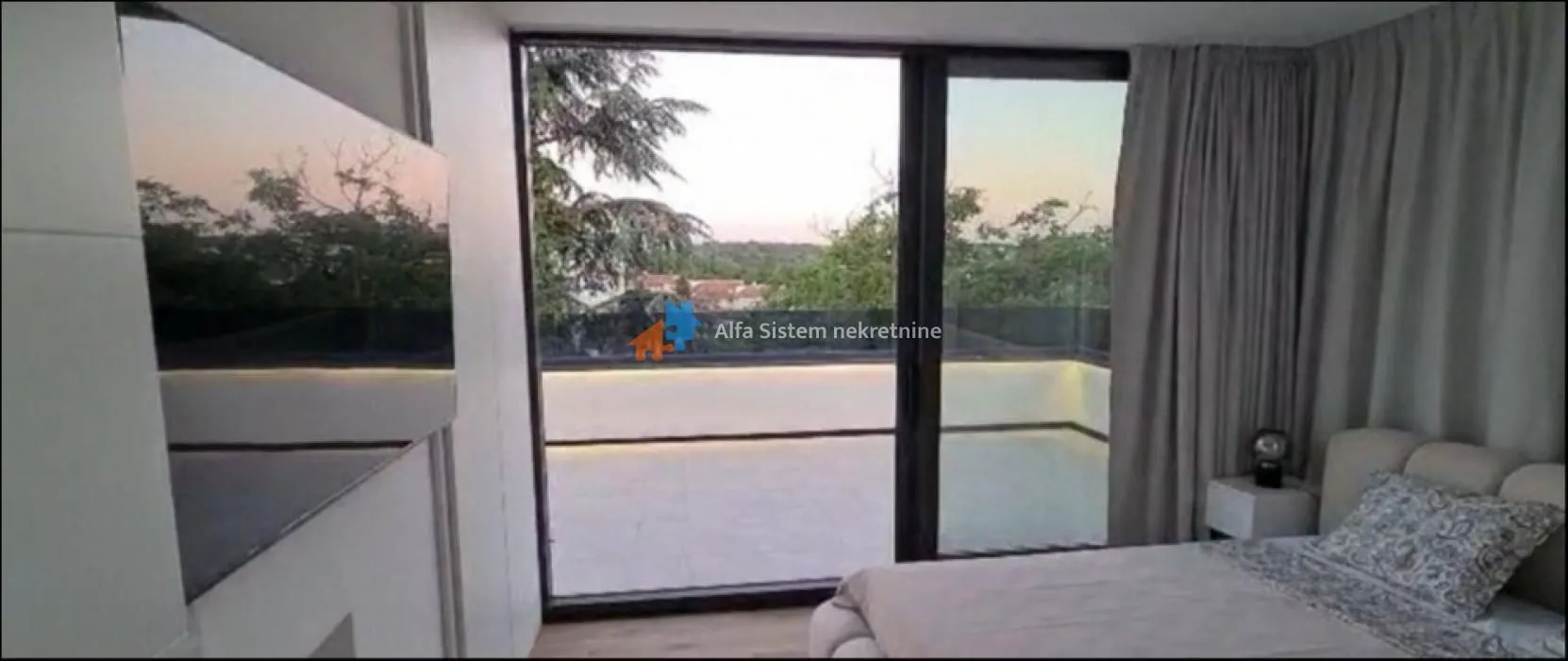 Rent, three bedroom apartment, 360m², Savski Venac, Beograd