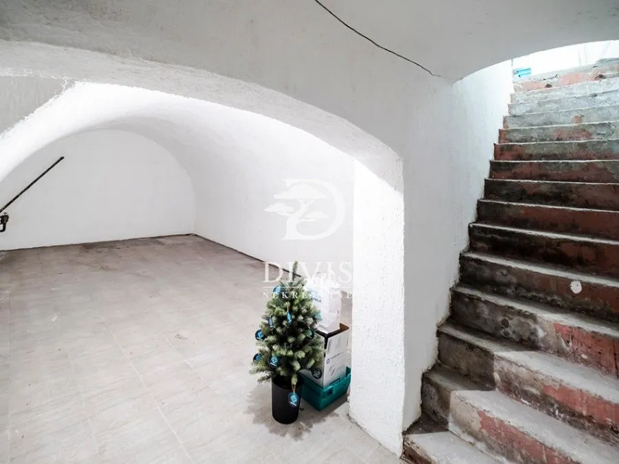 Prodaja, kuća, 133m², Zemun Centar, Zemun Sve Podlokacije