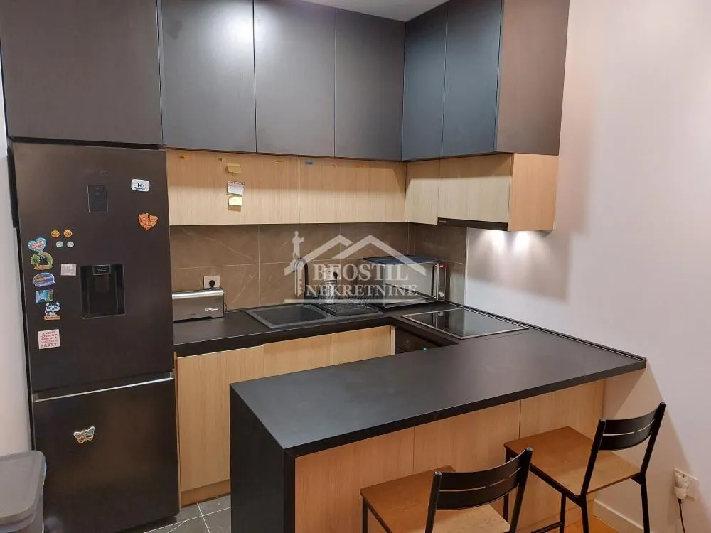 Sale, office space, 48m², Tošin bunar, Novi Beograd Sve Podlokacije