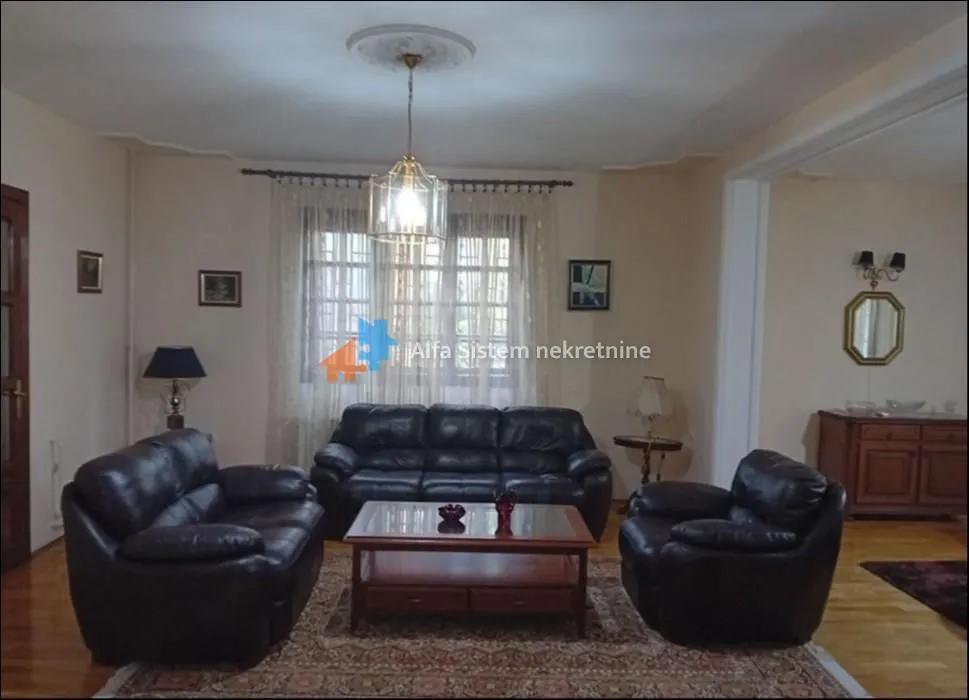 Izdavanje, kuća, 330m², Savski Venac, Beograd
