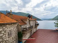Prodaja, jednosoban stan, 42m², Perast, Kotor - image 3