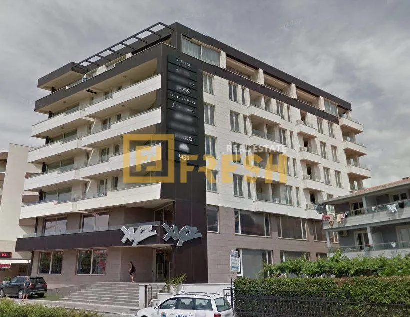 Izdavanje, jednosoban stan, 56m², Centar, Budva