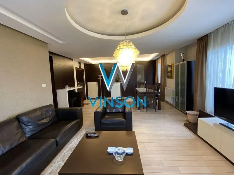Prodaja, četvorosoban stan, 110m², Centar, Novi Sad
