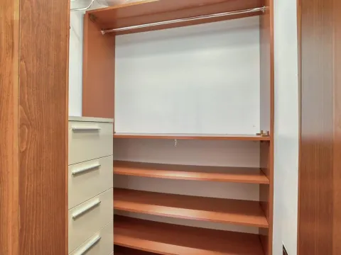 Izdavanje, dvosoban stan, 90m², Centar, Podgorica - image 12