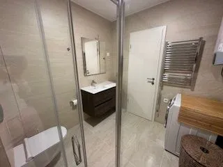 Izdavanje, jednosoban stan, 60m², Obala Đuraševića, Tivat - image 12