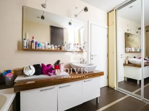 Izdavanje, stan, 153m², Fon (Fon - Bilećka), Voždovac Sve Podlokacije - image 8