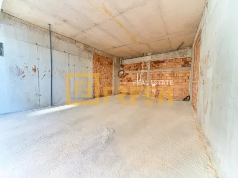 Rent, office space, 100m², Stari Aerodrom, Podgorica - image 2