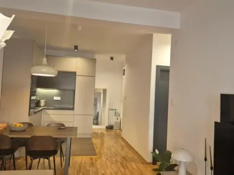 Sale, two bedroom apartment, 57m², Južni Bulevar, Vračar Sve Podlokacije - image 5