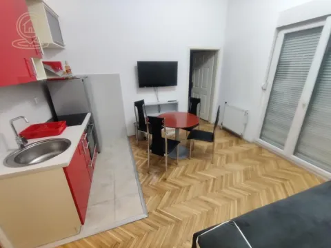 Rent, one bedroom apartment, 35m², Grbavica, Novi Sad Sve Podlokacije - image 5