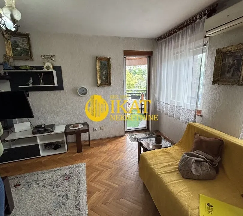 Prodaja, trosoban stan, 84m², Čukarica, Beograd