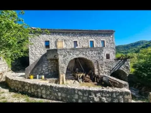 Sale, house, 110m², Cetinje, Crna Gora