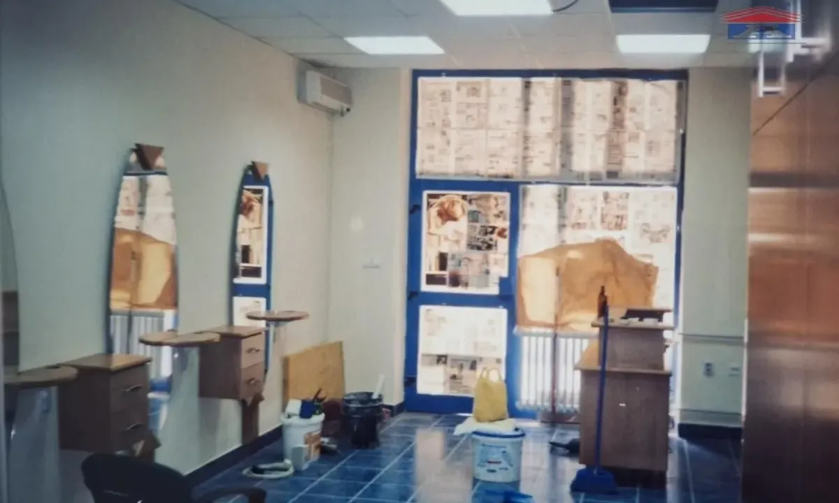 Sale, office space, 43m², Novo naselje, Novi Sad