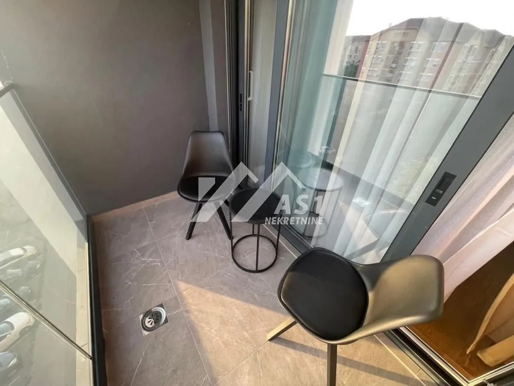 Izdavanje, dvosoban stan, 42m², Nova Detelinara, Novi Sad Sve Podlokacije